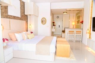 Ocean Breeze - UDAYA Luxury Apartments - 5