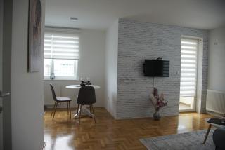 Apartman 33 - Lukavica - 2