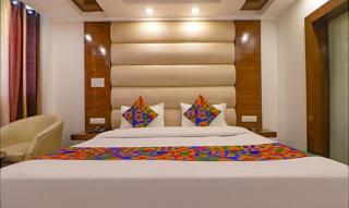 FabHotel F9 Mall Road - Mussoorie - 9