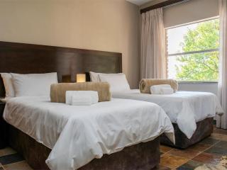 The Green Lizard Guesthouse - 8