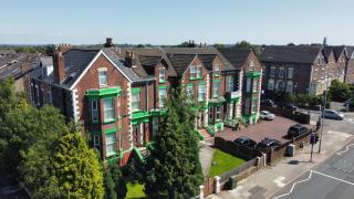 Castle Lodge Guest House 86-88 Sheil Rd L6 3AF - Liverpool - 3