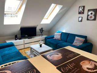 Fellini Apartment - 7