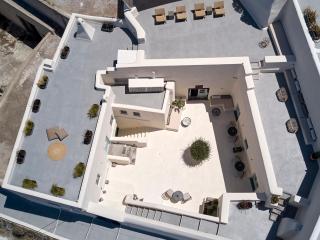 Arxegono Cave Houses Santorini - 8