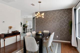 High End Design Home with Pool & Hot Tub Gameroom - Round Rock - 3