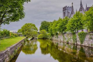 City Center-3 min Walk to Town Square - Galway - 6