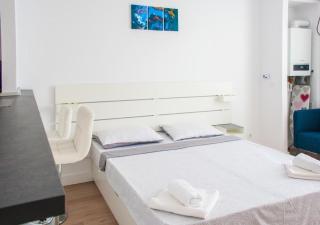 White Titanic - Onix Blue - Mamaia Sat/Năvodari - 5