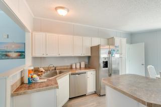 Panama City Home with Private Pool, Walk to Beaches! - Panama City Beach - 4