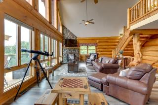 Murphy Cabin with Fire Pit and Mountain Views! - Murphy - 2