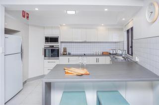 Breakers 9 - Forster - 7