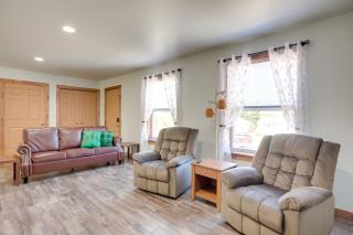 Wooded Hancock Home Near Ski and Snowmobile Trails! - Hancock - 4