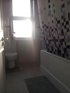 Spacious and Sunny double Room for comfortable nap - 1