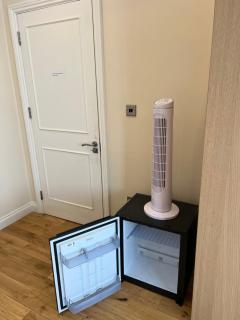 Spacious and Sunny double Room for comfortable nap - 2