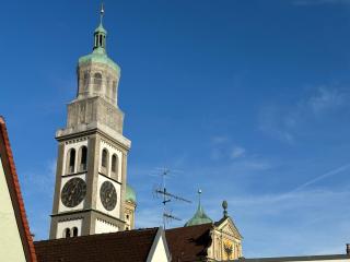 TRULY - Direkt am Rathausplatz, Dachterrasse mit Blick auf Perlachturm, Garage, Fahrstuhl - 5