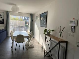 La villa des quais de Seine et jacuzzi prox Paris - Sartrouville - 9