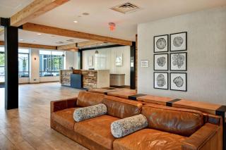Hilton Garden Inn Jackson - Jackson - 7