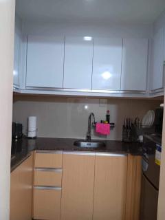 studio condo building 81 newport boulevard - Manila - 4