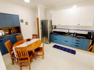 Apartamentos 300m Praia das Toninhas - vista para a serra do mar - 4