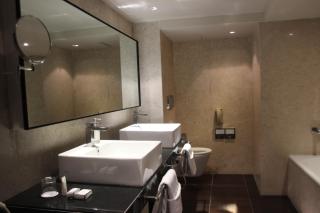 Davanam Sarovar Portico Suites - Bangalore - 7