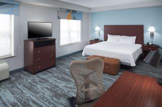 Hampton Inn & Suites Oklahoma City-Bricktown - 9