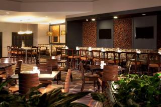 Embassy Suites by Hilton Austin Arboretum - Austin - 1