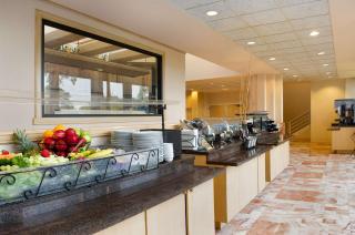 Embassy Suites by Hilton Palm Beach Gardens PGA Boulevard - 8