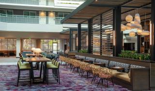 Embassy Suites by Hilton Walnut Creek - Walnut Creek - 3