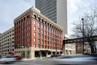 The Peregrine Omaha Downtown Curio Collection By Hilton - Omaha - 2