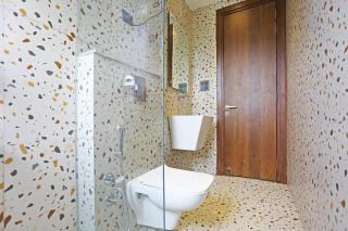 Hotel Preet Inn 05 Mints Walking Distance Nizamuddin Railway Station - 9