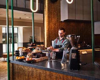 Joinery Hotel Pittsburgh, Curio Collection by Hilton - 4