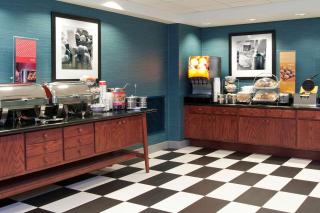 Hampton Inn & Suites Bloomington-Normal - Normal - 4