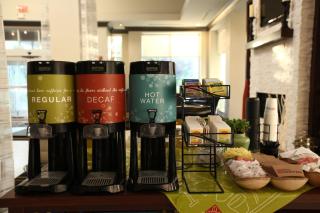 Hilton Garden Inn Westbury - 7