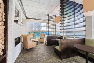 Hilton Garden Inn Westbury - Westbury - 7