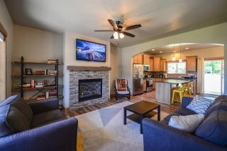 CDA Hideaway 4 bed 3 Bath Modern Mid Term Rental - Hayden - 8