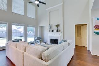 Spacious Sugar Land Home with Yard and Pool Access! - 7