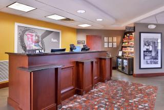 Hampton Inn Norfolk/Virginia Beach - 4