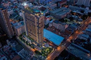 Edge Seaside Luxury Stylish Condo steps away from beach - Pattaya - 9