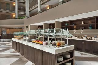 Embassy Suites by Hilton Arcadia-Pasadena Area - Arcadia - 1