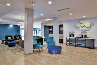 Hampton Inn Cedar Falls Downtown, Ia - Cedar Falls - 3