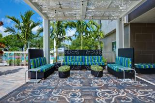 Home2 Suites By Hilton Naples I-75 Pine Ridge Road - 8