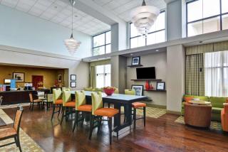 Hampton Inn & Suites Wilkes-Barre - Wilkes-Barre - 7