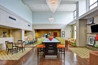 Hampton Inn & Suites Wilkes-Barre - Wilkes-Barre - 5