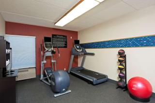 Hampton Inn Bloomington - Bloomington - 2