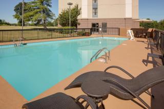 Hampton Inn & Suites Nashville-Airport - Nashville - 4