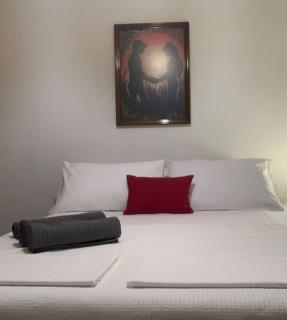 Central Apartment near metro Keramikos- Airport - Atene - 2