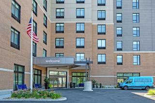 Hampton Inn & Suites Boston/Waltham - Waltham - 8