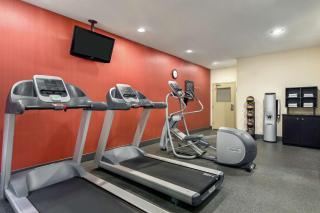 Hampton Inn Akron-Fairlawn - Montrose - 5