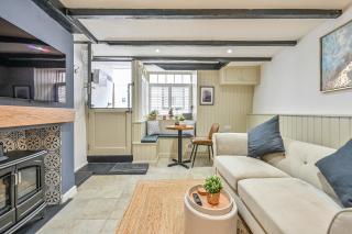 Luxury Couple's Getaway with River Views and Parking - Polperro - 5