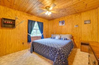 Atlanta Waterfront Cabin with Dock and Kayaks! - - 2
