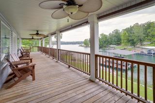 Lakefront Horseshoe Bend Home with Boat Dock! - 0