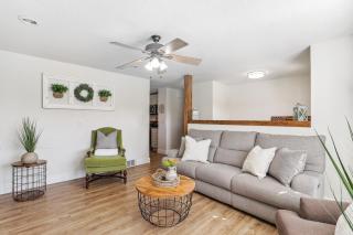 Charming Utah Getaway with Fire Pit and Furnished Deck - West Jordan - 5